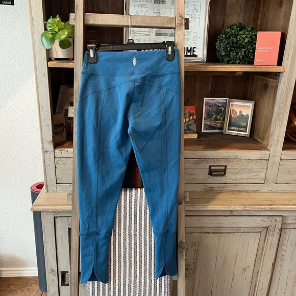 FP free people Virgo calf slit leggings size small - Picture 4 of 8